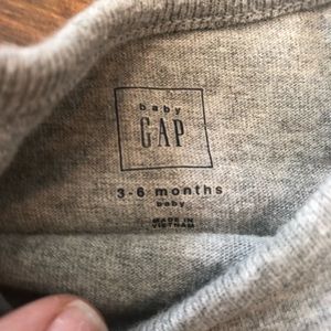 Gap long sleeve onesie